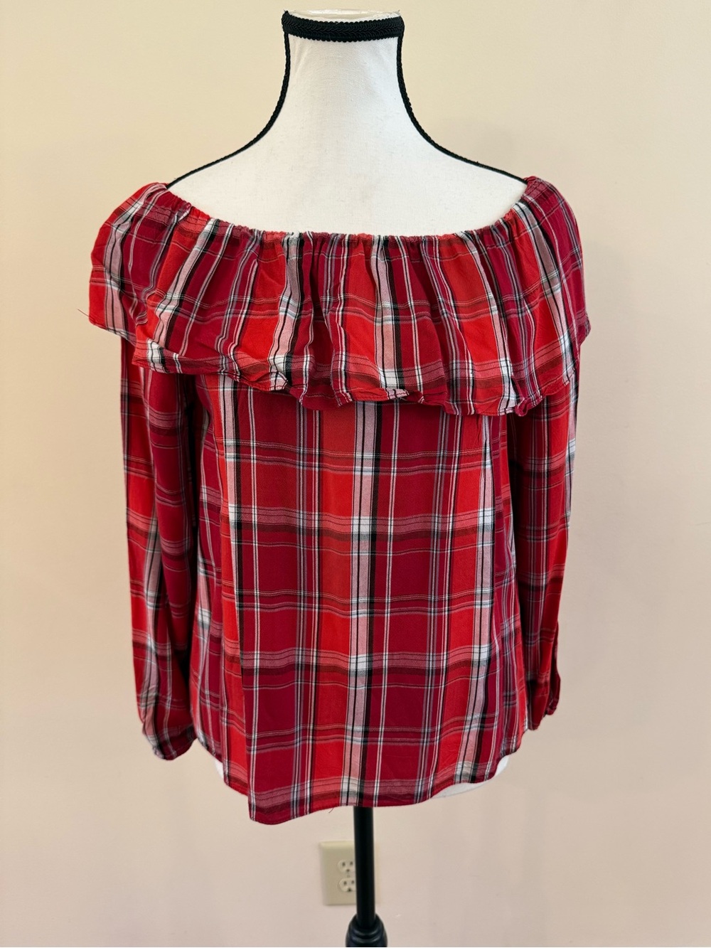 Moa Moa - Off-Shoulder Red Plaid Ruffle Women's Top size medium